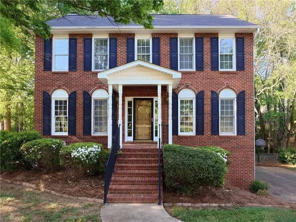 $309,000 | 730 Somerset Drive, Winston-Salem, NC 27103