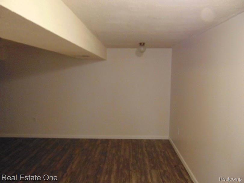 700 Bolinger Street Rochester Hills, MI 48307 - Photo 26 of 39