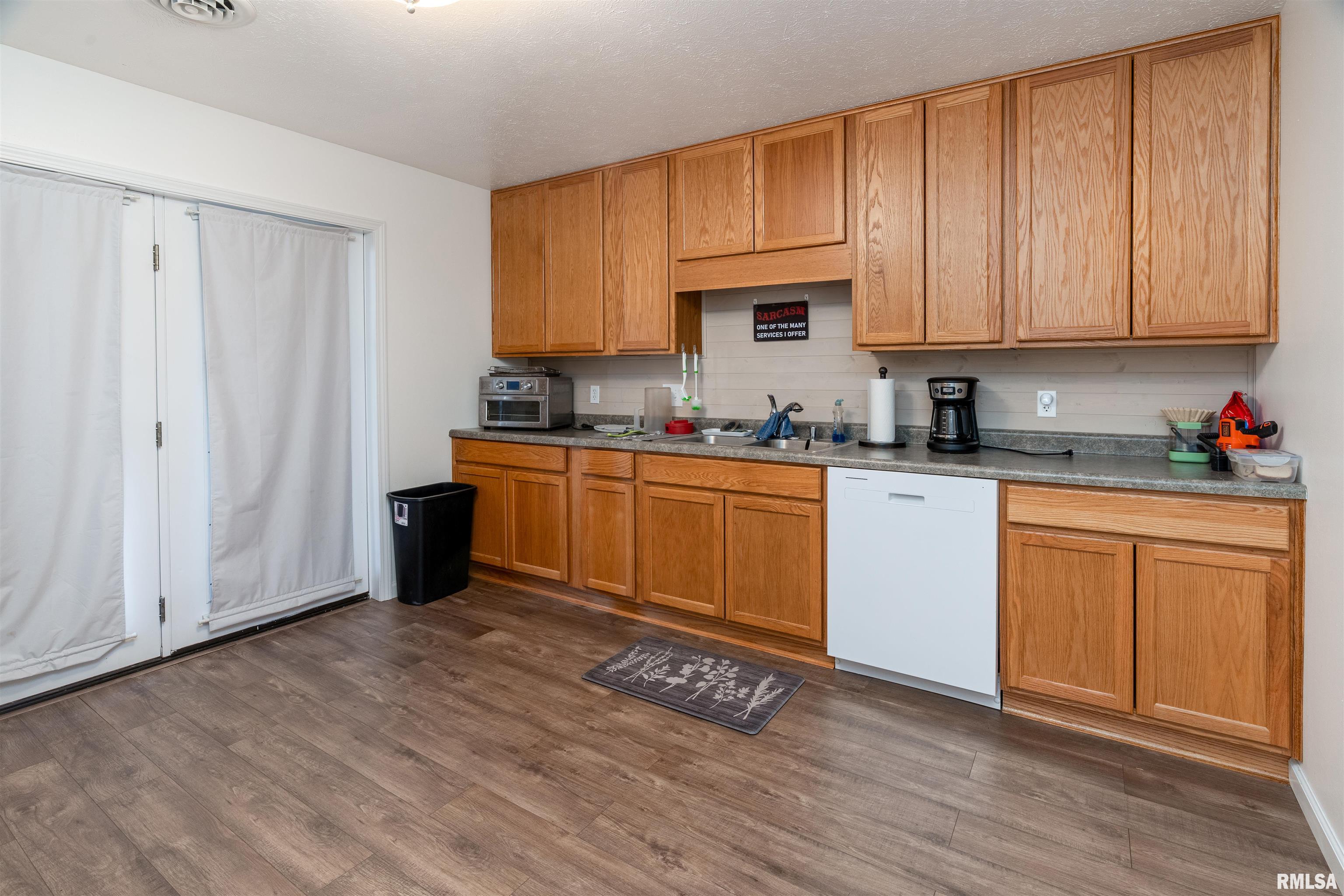 7009 Cherry Valley Road Marion, IL 62959 - Photo 20 of 46 Gallery Image 20