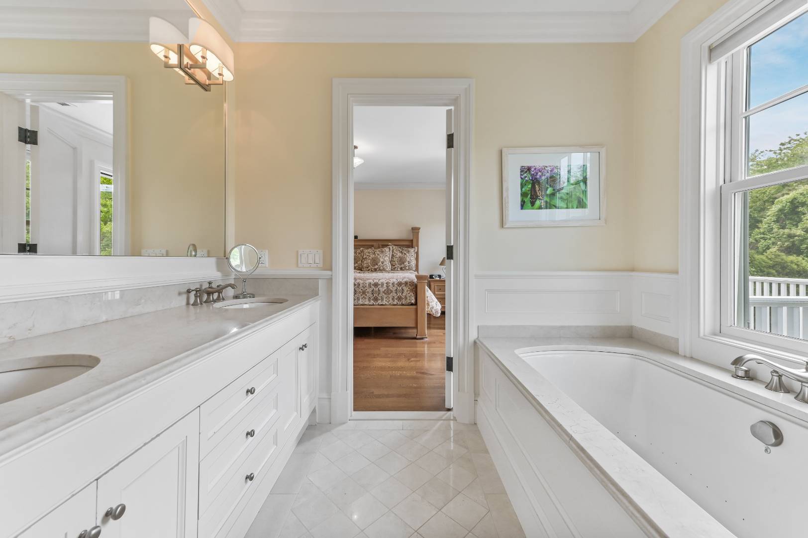15 Dock Road Remsenburg, NY 11960 - Photo 28 of 34 a bathroom with a tub a sink and mirror