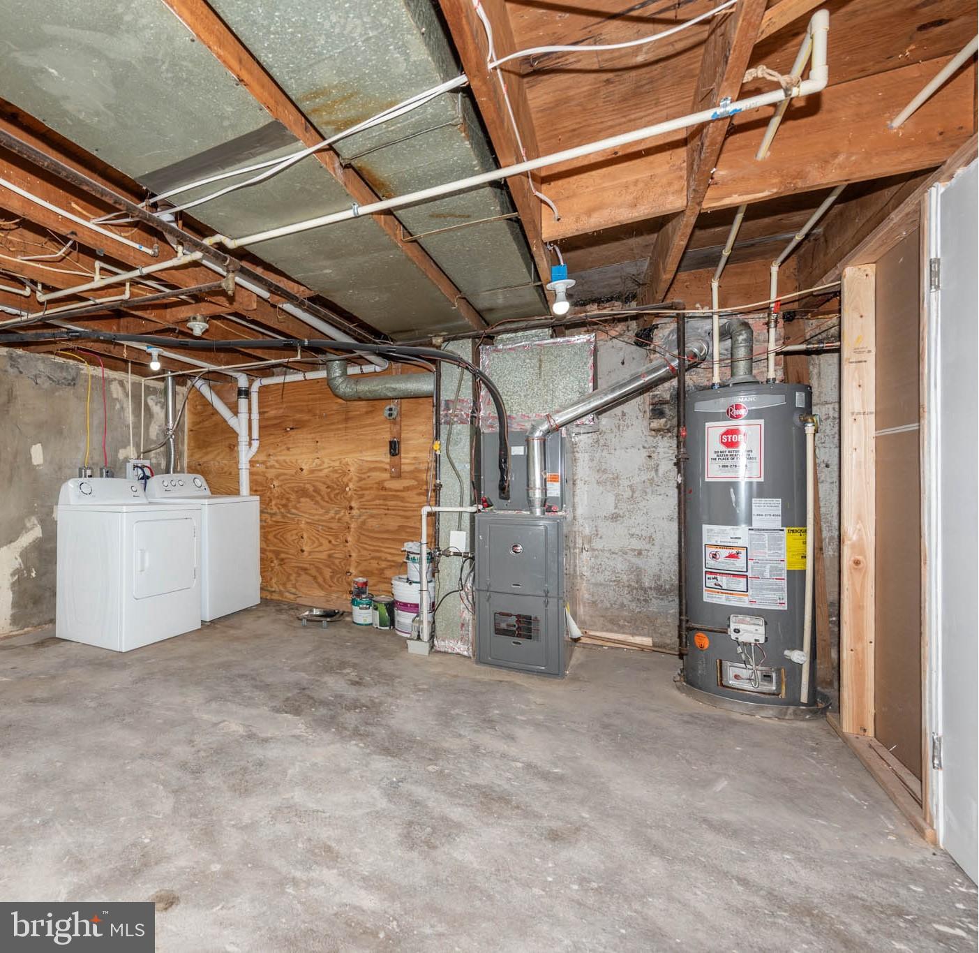 1705 East 25th Street Baltimore, MD 21213 - Photo 19 of 21 a view of a storage room