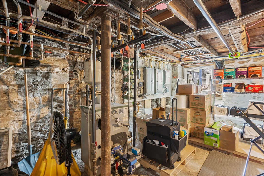 205 Spring Street Newport, RI 02840 - Photo 45 of 49
