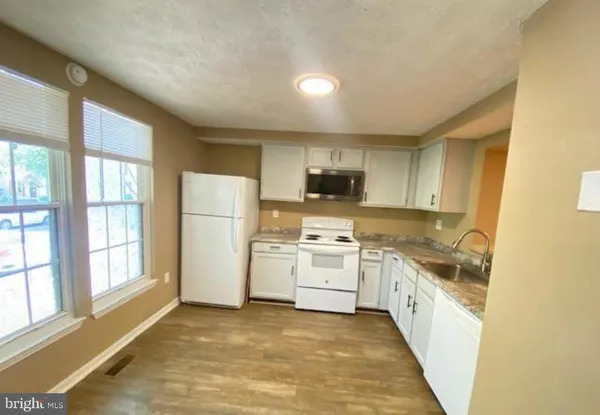 $2,899 | 14103 Armilla Court, Burtonsville, MD 20866