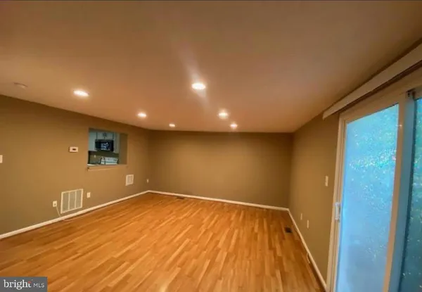 $2,899 | 14103 Armilla Court, Burtonsville, MD 20866