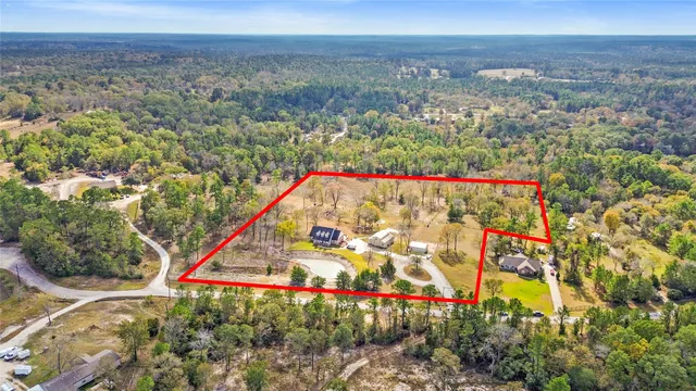 $1,100,000 | 162 Acorn Hill Drive, Huntsville, TX 77320