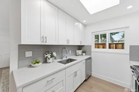 $849,000 | 186 Everett Avenue, Palo Alto, CA 94301