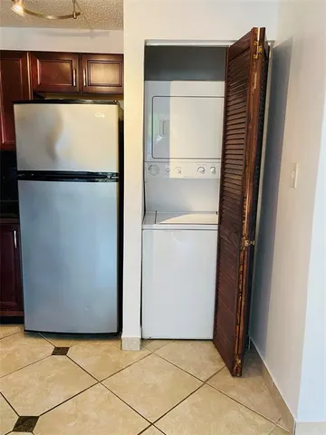 $2,050 | 10046 Winding Lake Road, Unit 203, Sunrise, FL 33351