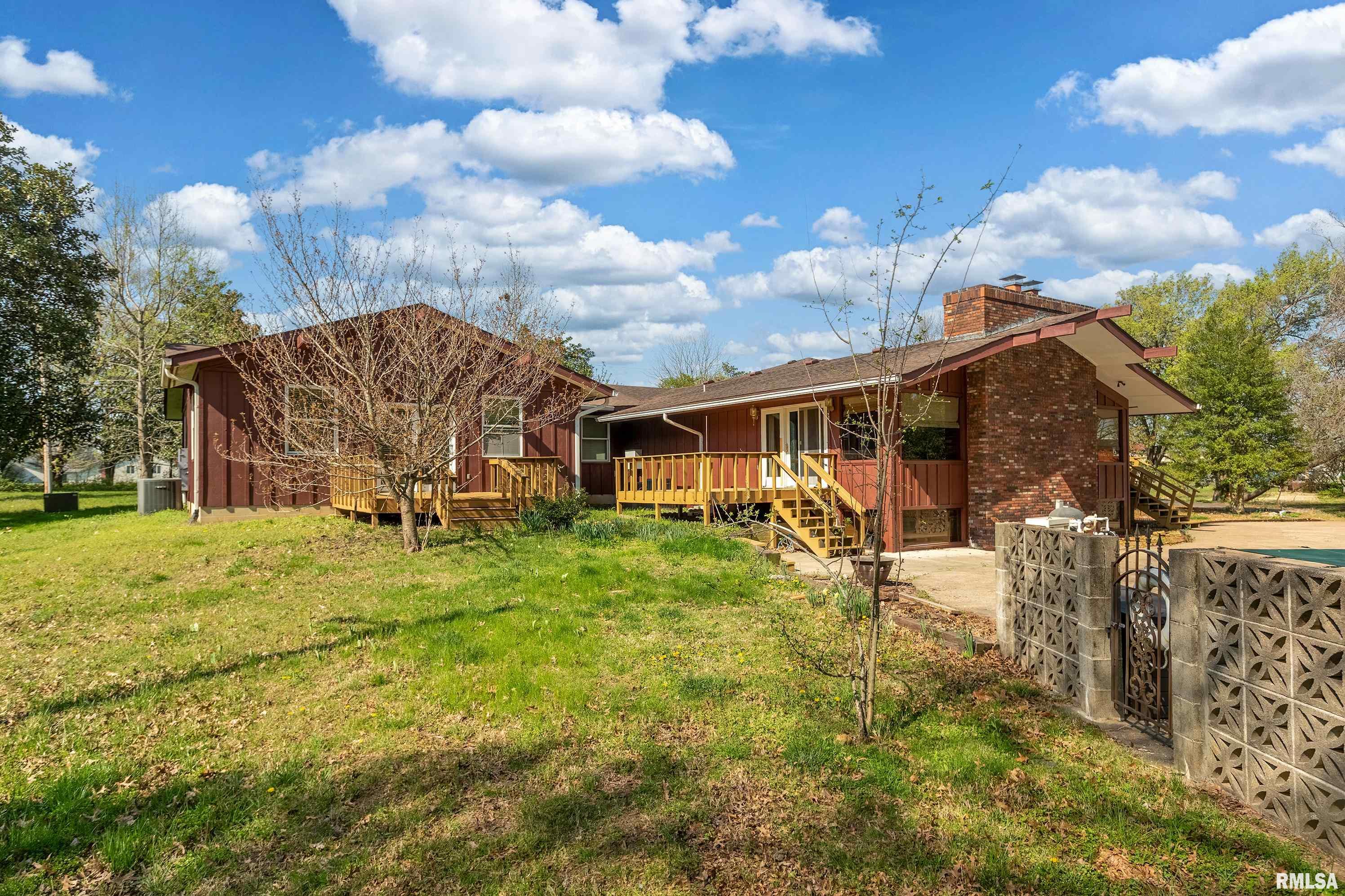 2611 West Striegel Road Carbondale, IL 62901 - Photo 3 of 67