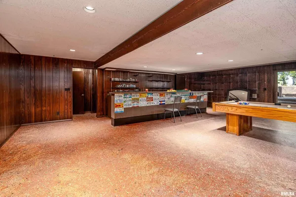 $375,000 | 2611 West Striegel Road, Carbondale, IL 62901