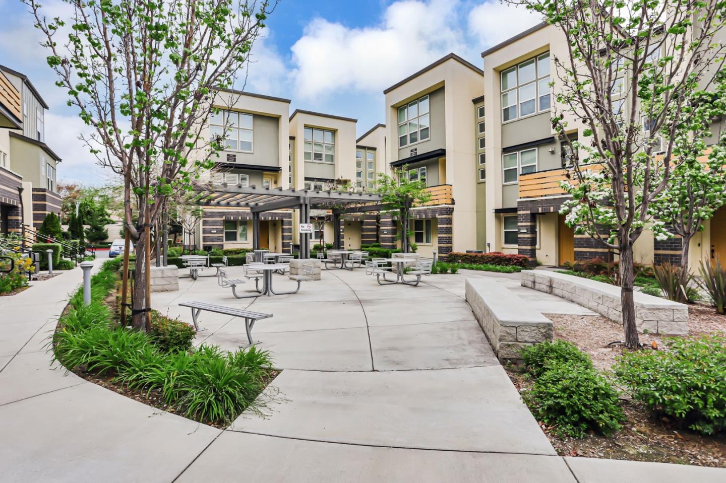 1883 Dobbin Drive San Jose, CA 95133 - Photo 23 of 27 not sure