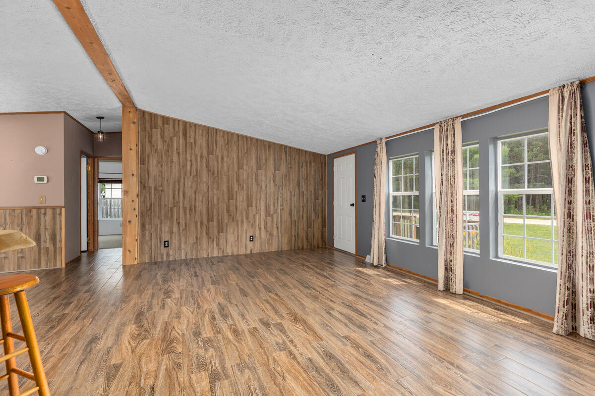 18720 Stonehouse Road Hersey, MI 49639 - Photo 6 of 21 18720-Stonehouse_005