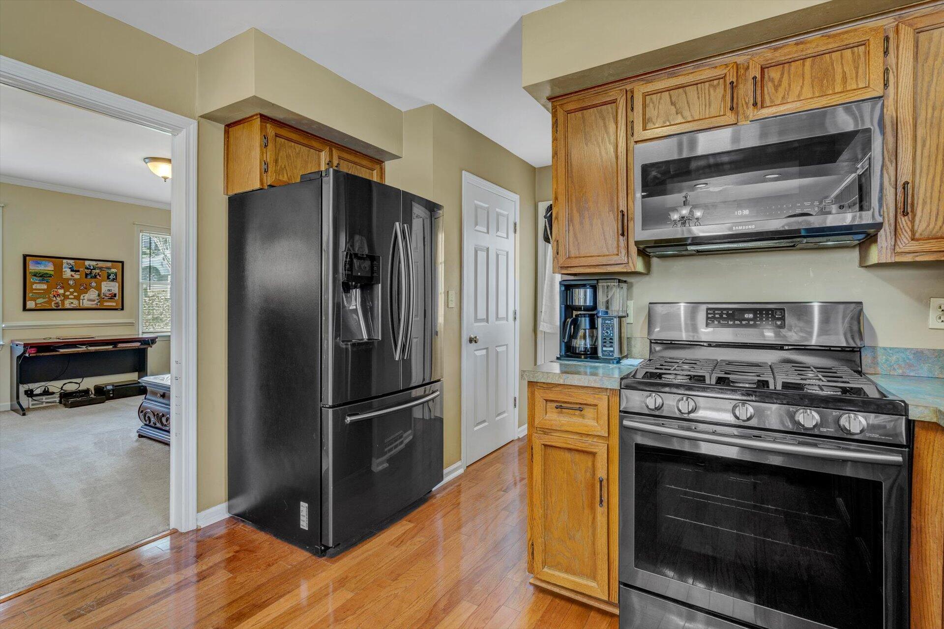 6120 Burnham Road Roanoke, VA 24018 - Photo 10 of 26 10-112920210008