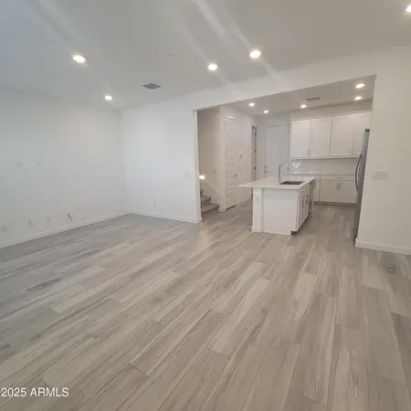 $2,750 | 4077 South Sabrina Drive, Unit 30, Chandler, AZ 85248