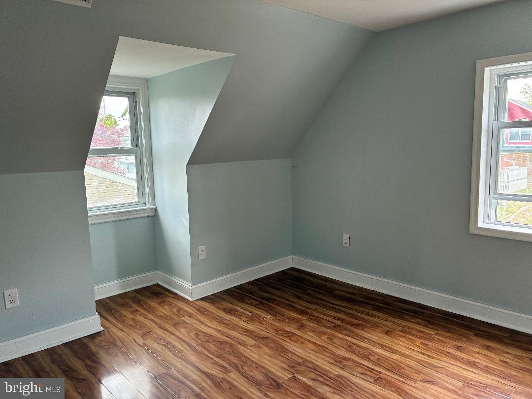 121 Walnut Avenue Croydon, PA 19021 - Photo 30 of 32 Bedroom 2