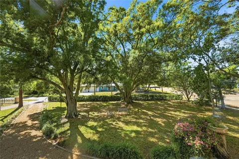 a view of yard with trees