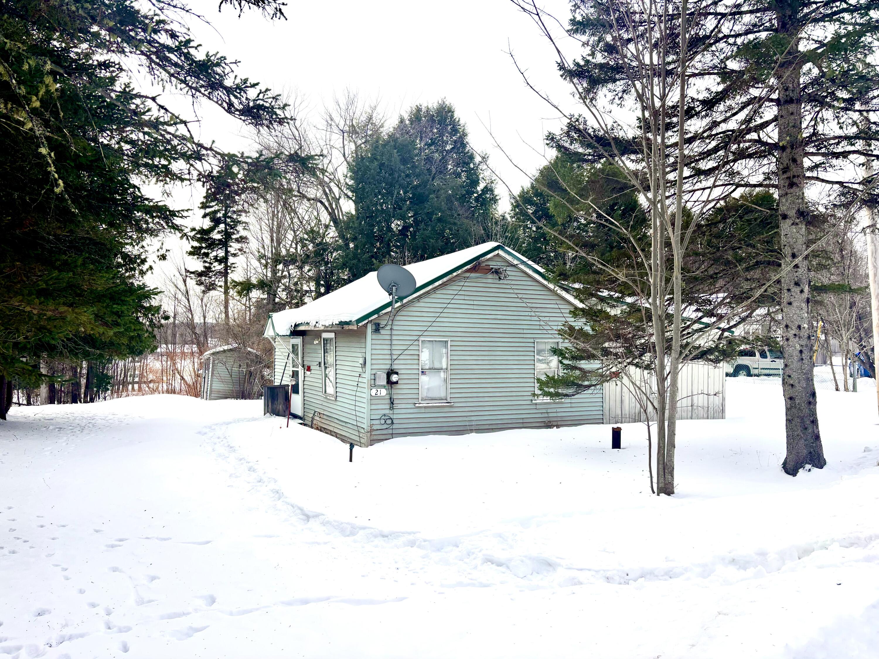21 Horseshoe Road Medway, ME 04460 - Photo 1 of 18 IMG_5274