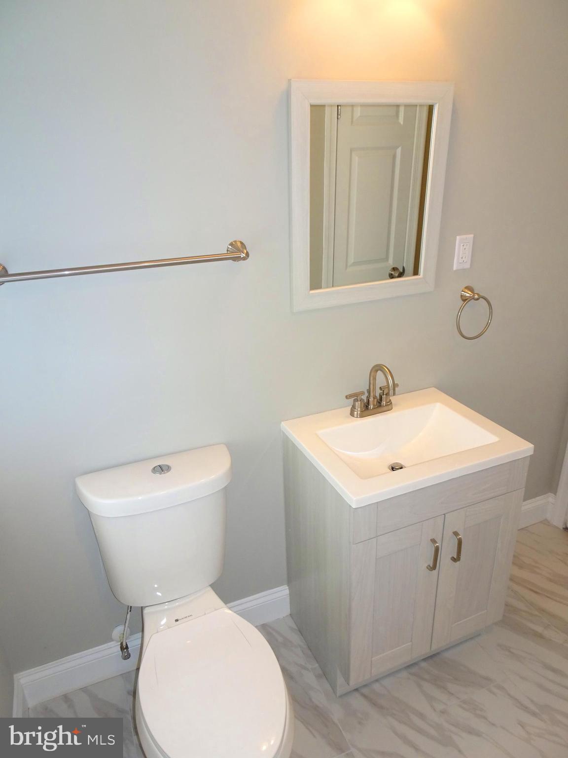 1356 Crofton Road Baltimore, MD 21239 - Photo 22 of 41 New vanity with matching accessories