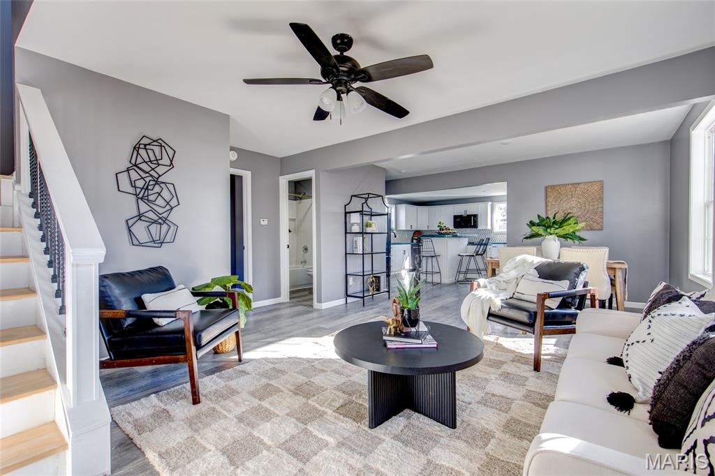 8 Maple Street Moro, IL 62067 - Photo 3 of 38