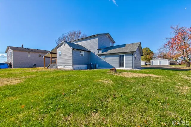 $280,000 | 8 Maple Street, Moro, IL 62067