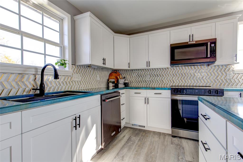 8 Maple Street Moro, IL 62067 - Photo 7 of 38