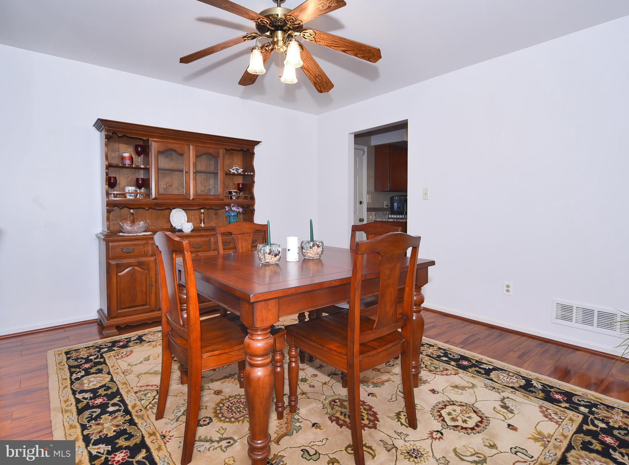 7242 Oliver Beach Road Baltimore, MD 21220 - Photo 14 of 30 Dining Room