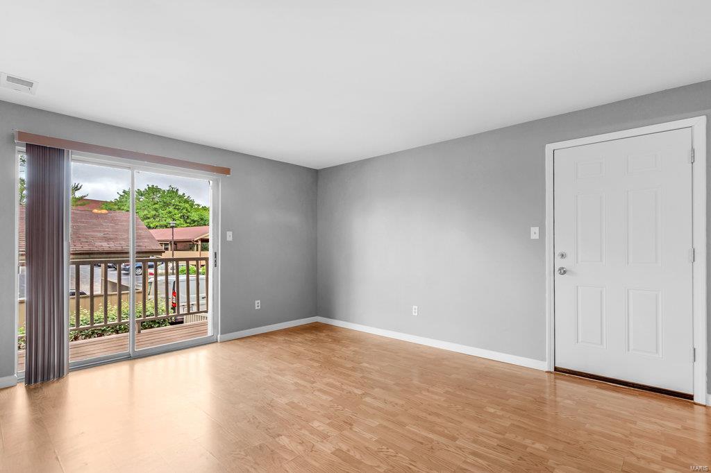 733 Ridgeside Drive, Unit H Ballwin, MO 63021 - Photo 3 of 18 Gallery Image 3