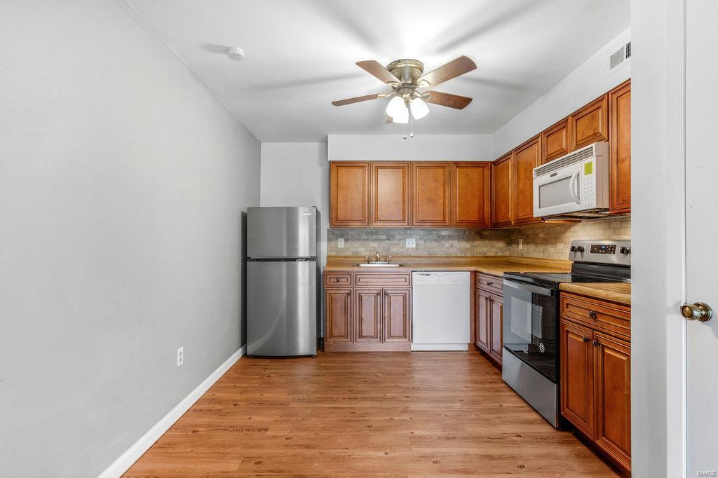 733 Ridgeside Drive, Unit H Ballwin, MO 63021 - Photo 7 of 18 Gallery Image 7