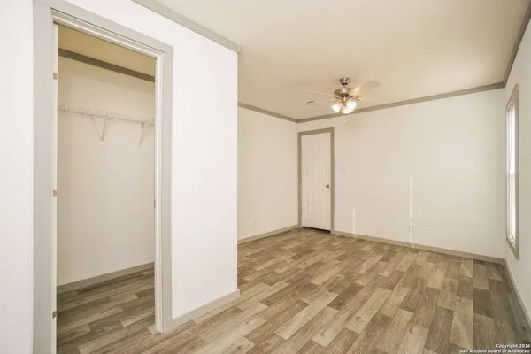 $1,150 | 193 Live Oak Street, Unit 3, Medina, TX 78055