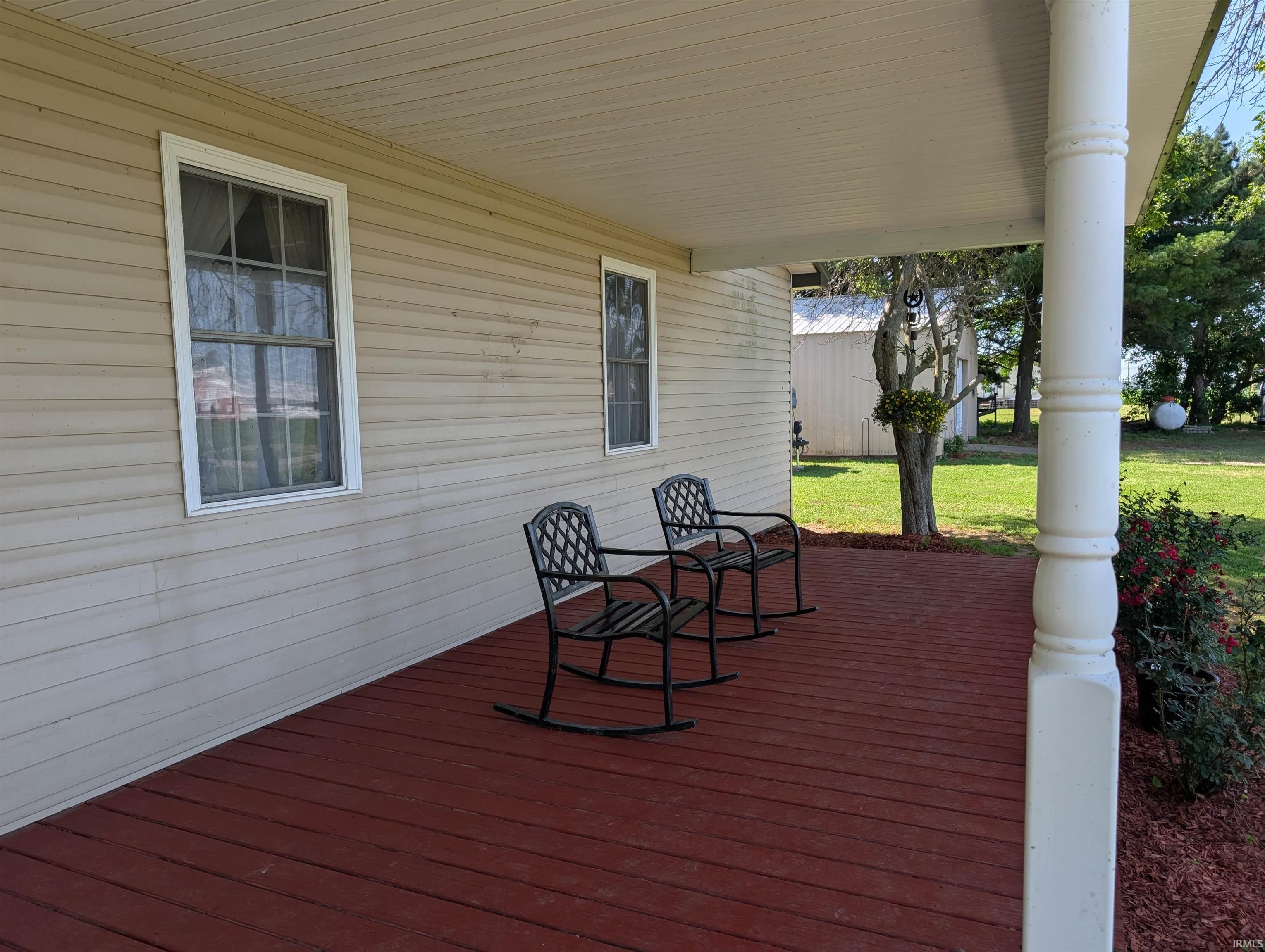 7180 Beal Road Vincennes, IN 47591 - Photo 3 of 30