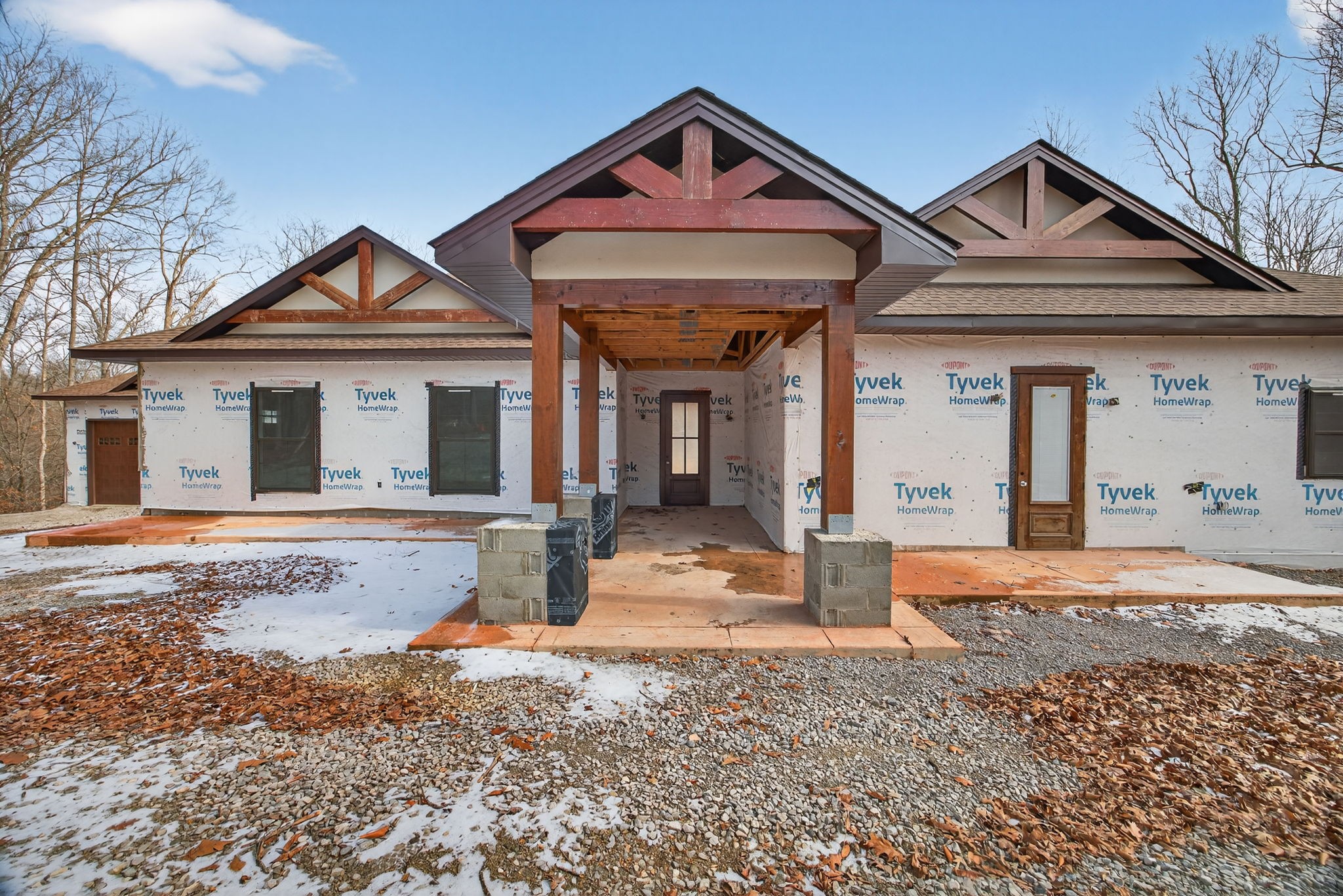 147 Dunrobin Court Sparta, TN 38583 - Photo 6 of 59 a front view of a house with a yard