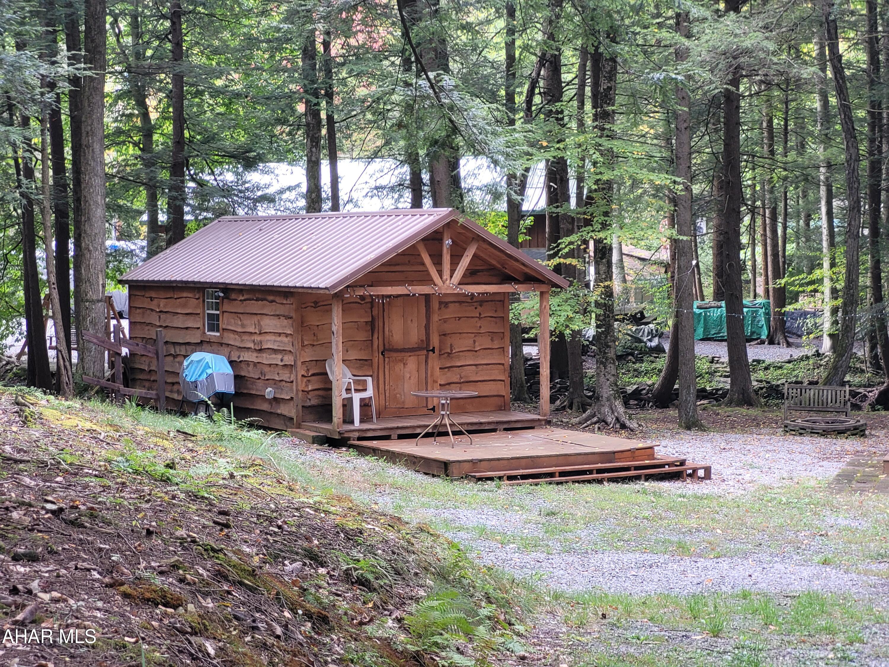 141 Campers Loop Flinton, PA 16640 - Photo 4 of 46 Gallery Image 4
