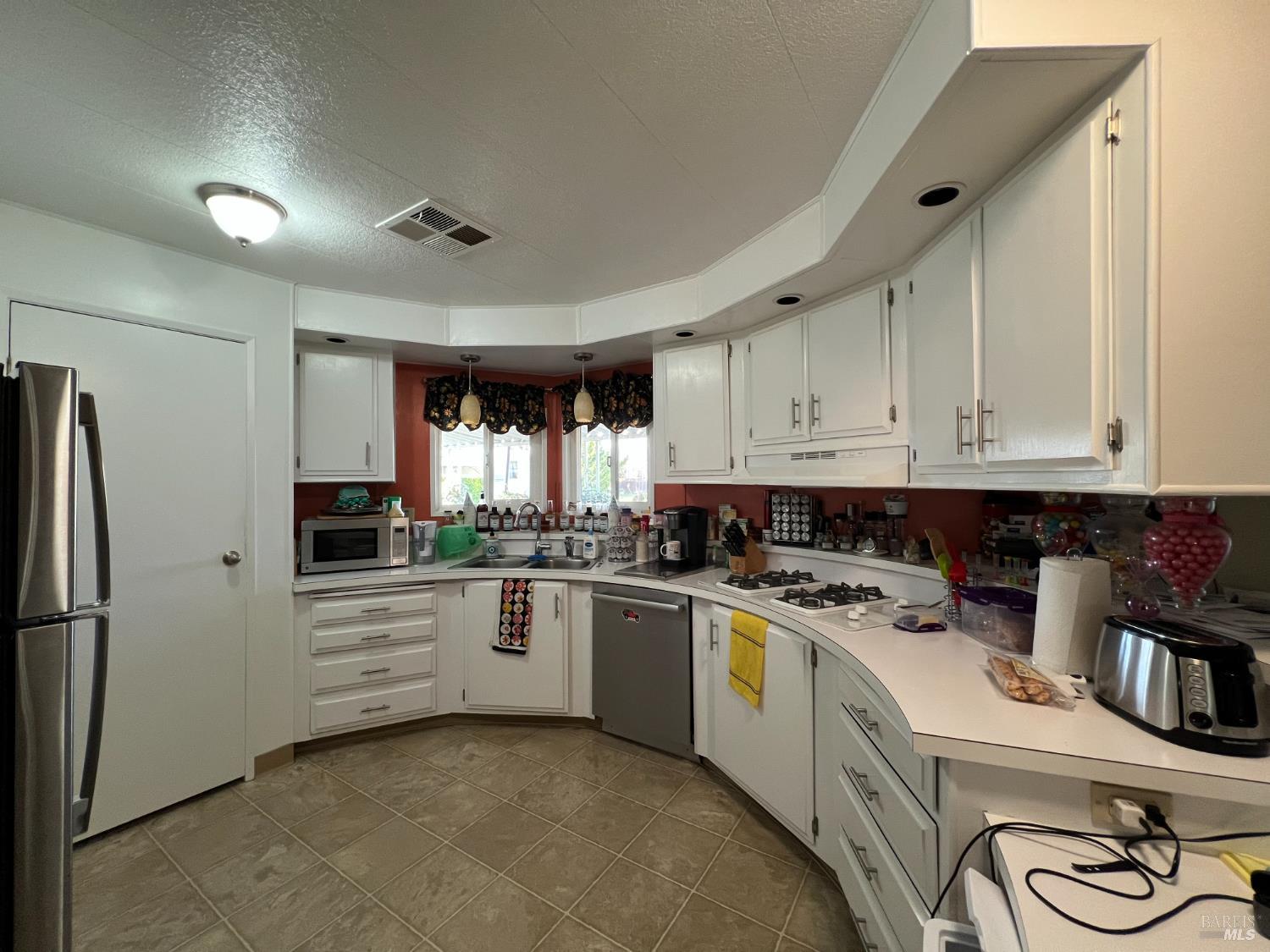161 Bear Flag Road Sonoma, CA 95476 - Photo 12 of 57