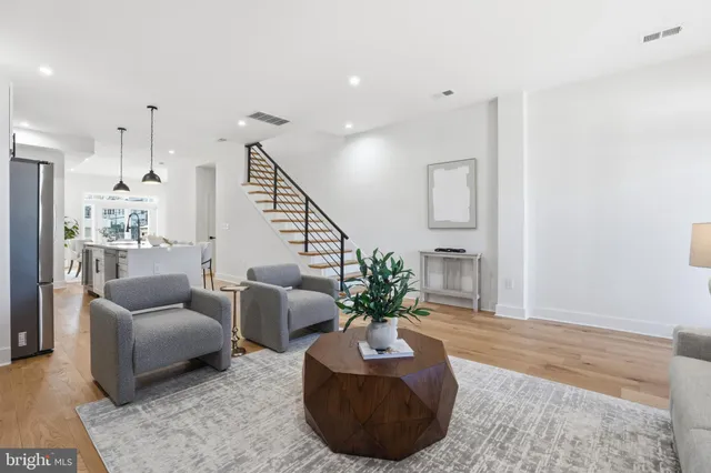 $999,900 | 2815 North Capitol Street Northeast, Washington, DC 20002