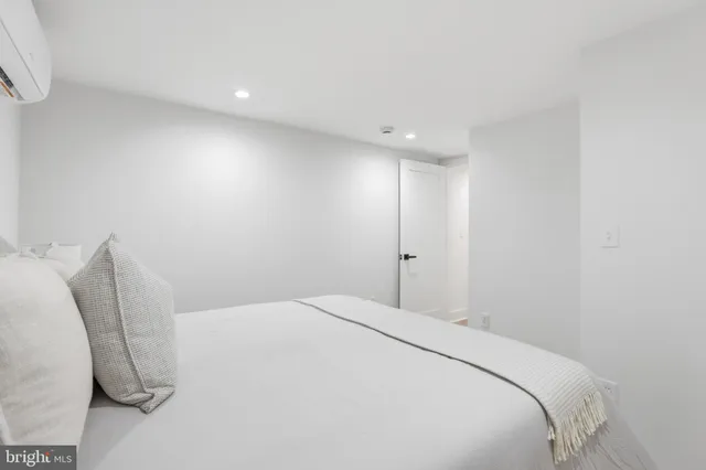 $999,900 | 2815 North Capitol Street Northeast, Washington, DC 20002