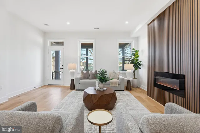 $999,900 | 2815 North Capitol Street Northeast, Washington, DC 20002