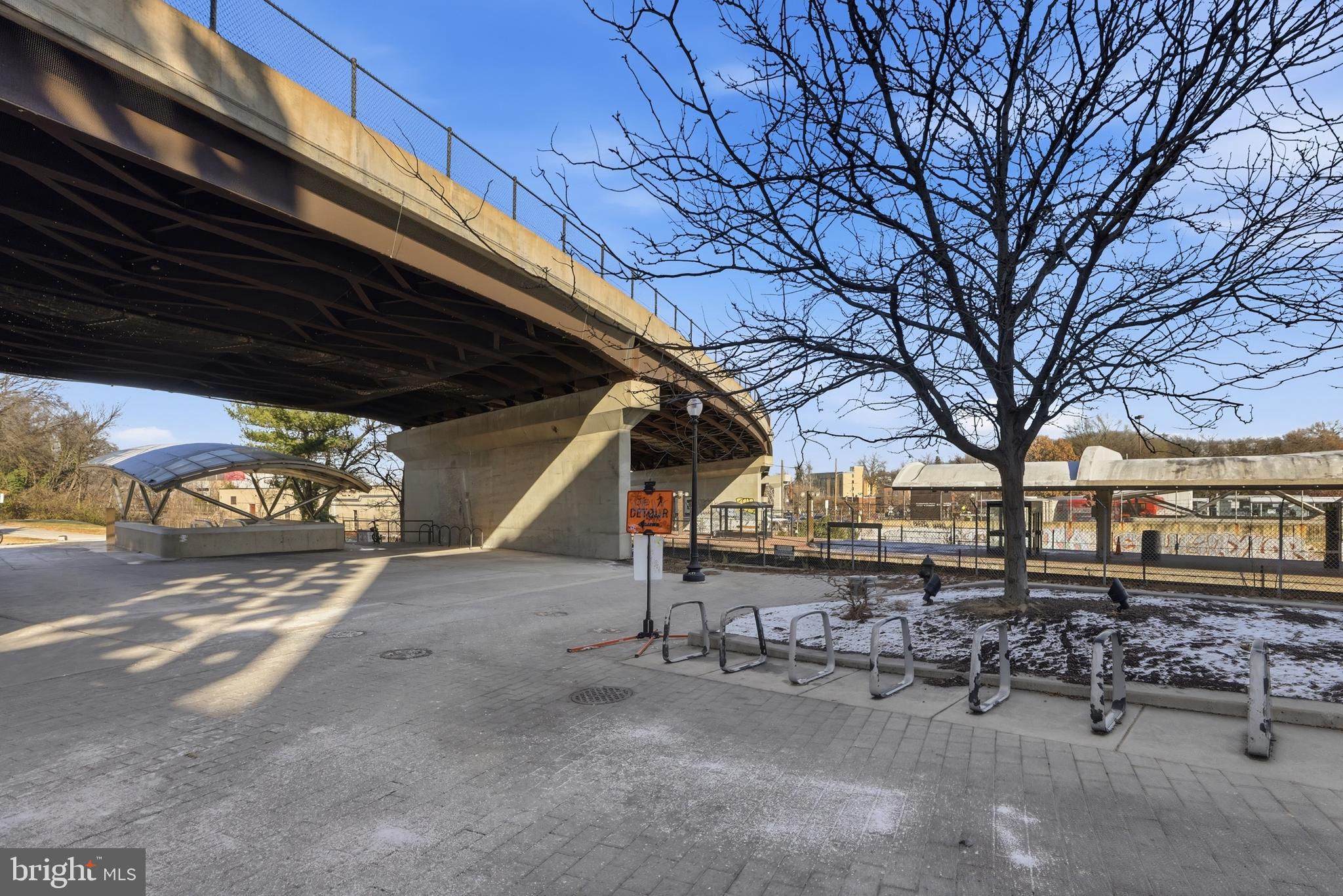 2815 North Capitol Street Northeast Washington, DC 20002 - Photo 79 of 87 a view of a chairs and table in the parking space