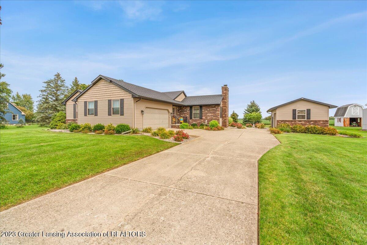 2803 South Loomis Road St. Johns, MI 48879 - Photo 5 of 40 14-Media Jett-14
