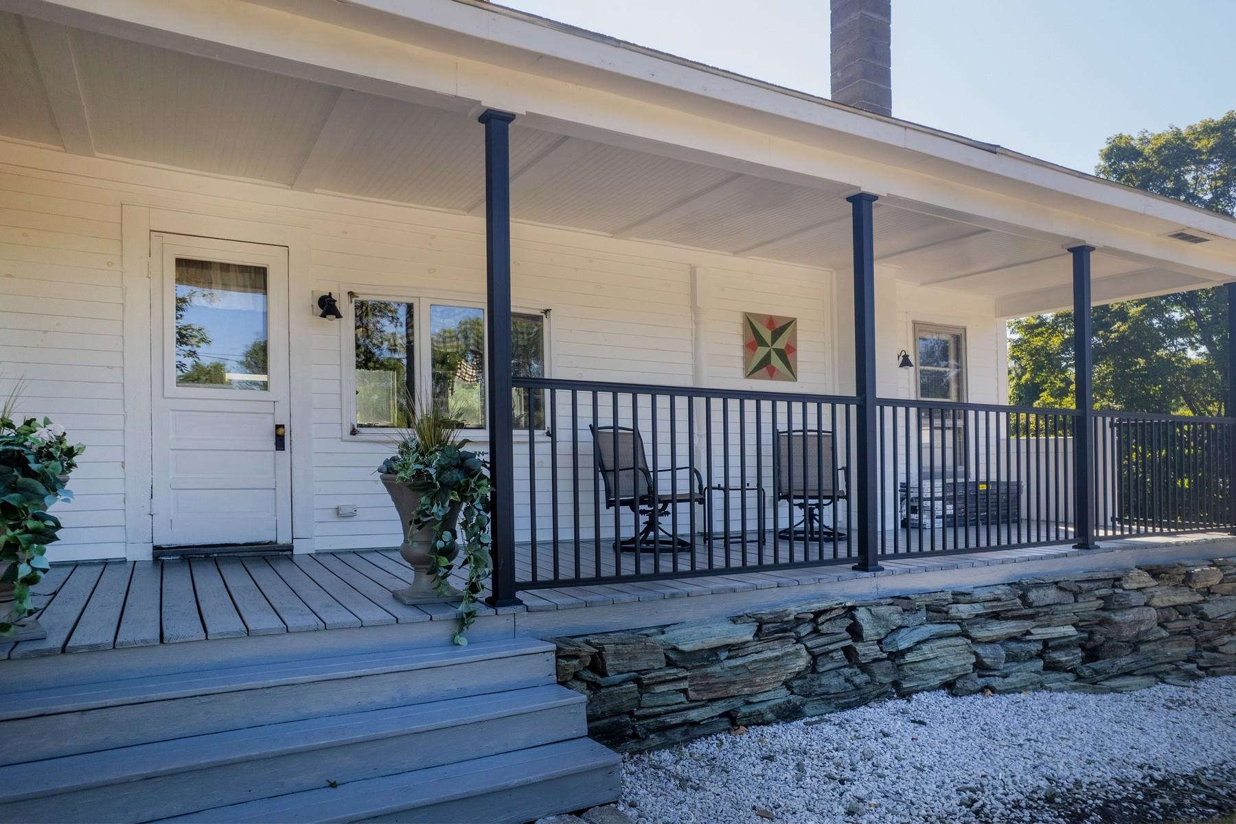 6948 Us Route Pittsford, VT 05763 - Photo 11 of 32