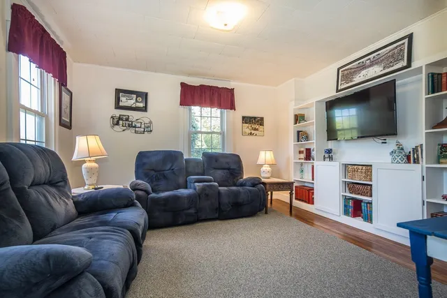 $480,000 | 6948 Us Route, Pittsford, VT 05763