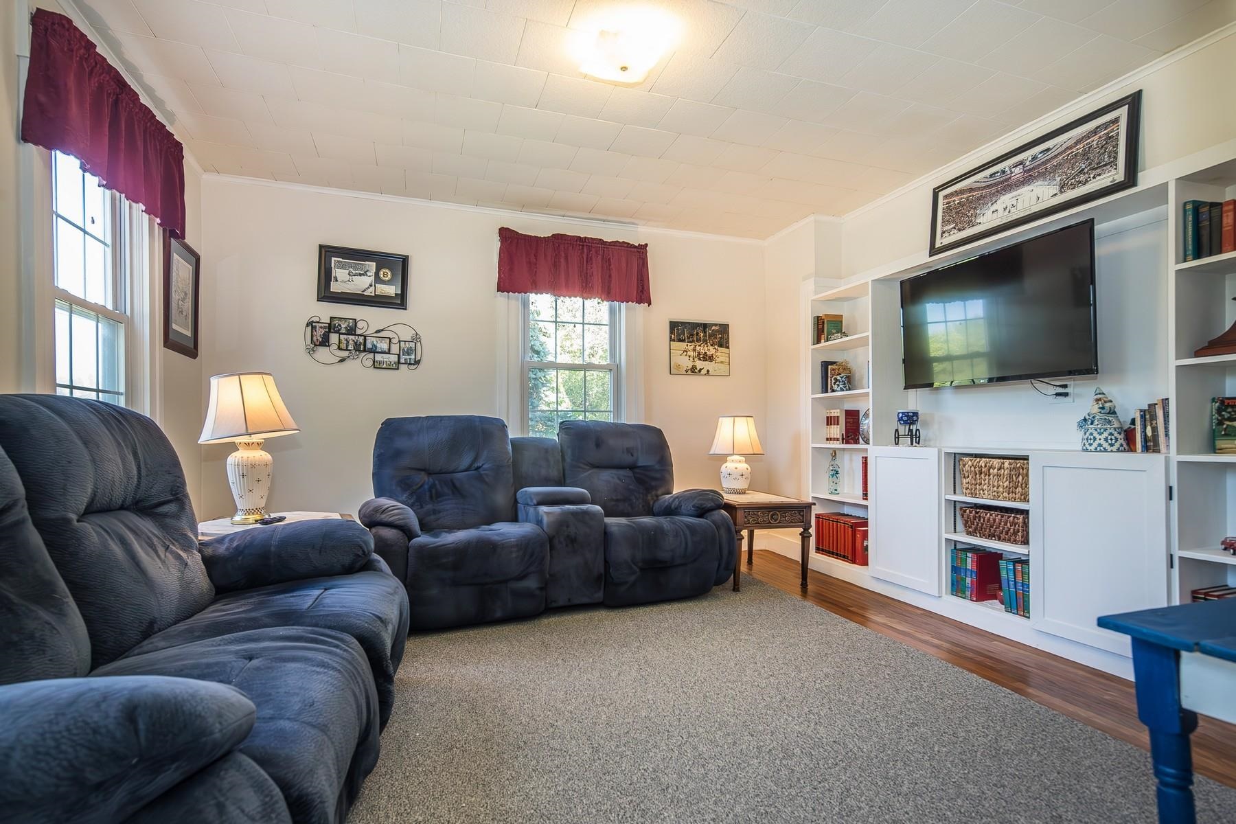 6948 Us Route Pittsford, VT 05763 - Photo 20 of 32