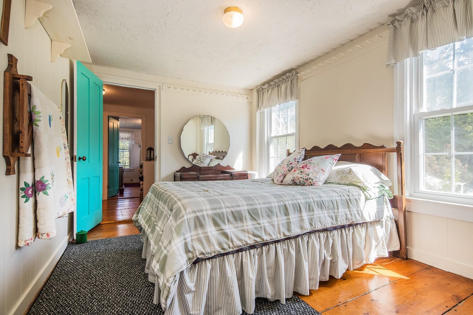 6948 Us Route Pittsford, VT 05763 - Photo 27 of 32