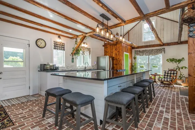 $480,000 | 6948 Us Route, Pittsford, VT 05763