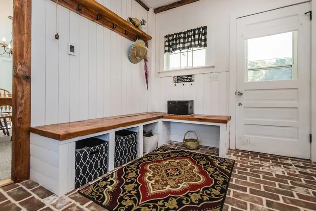 $480,000 | 6948 Us Route, Pittsford, VT 05763