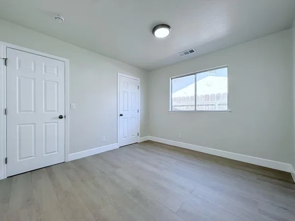 $289,900 | 725 South Monterey Avenue, Coalinga, CA 93210
