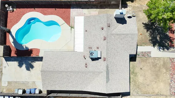 $289,900 | 725 South Monterey Avenue, Coalinga, CA 93210