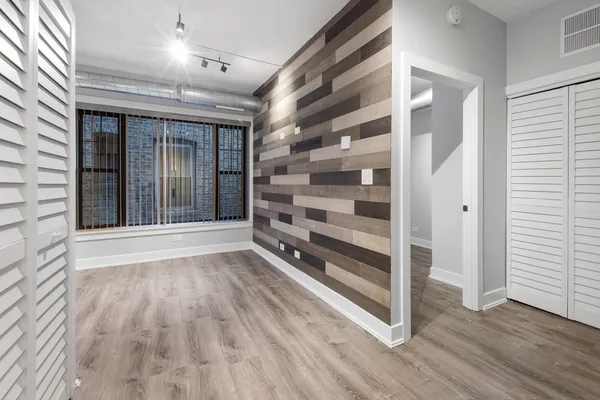 $1,616 | 7645 North Sheridan Road, Unit 503, Chicago, IL 60626