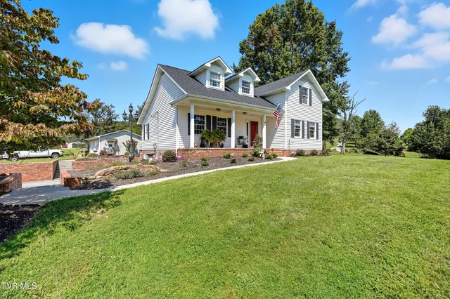 $1,750,000 | 550 Country View Private Drive, Blountville, TN 37617