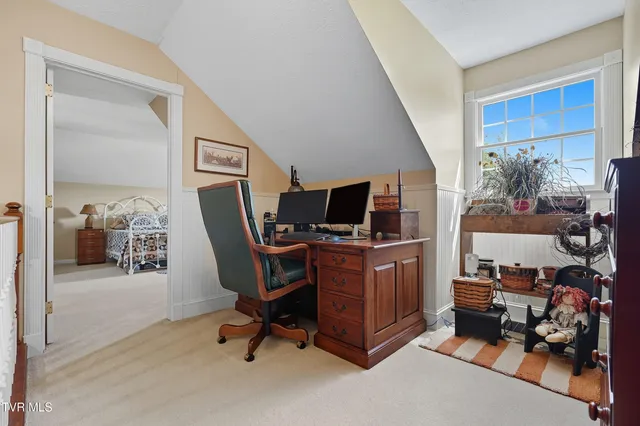 $1,750,000 | 550 Country View Private Drive, Blountville, TN 37617