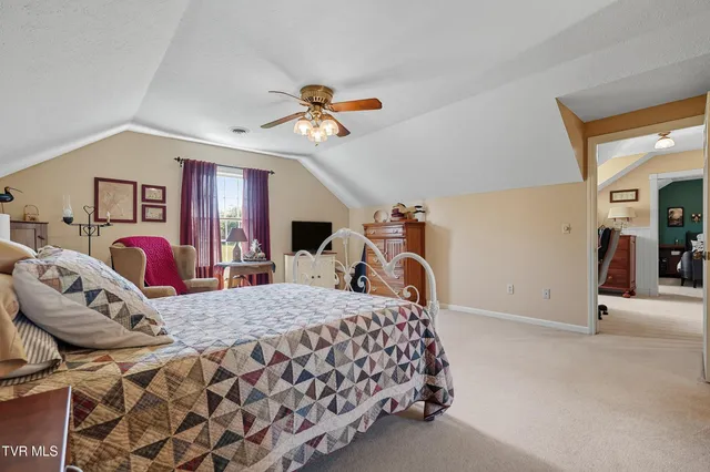 $1,750,000 | 550 Country View Private Drive, Blountville, TN 37617