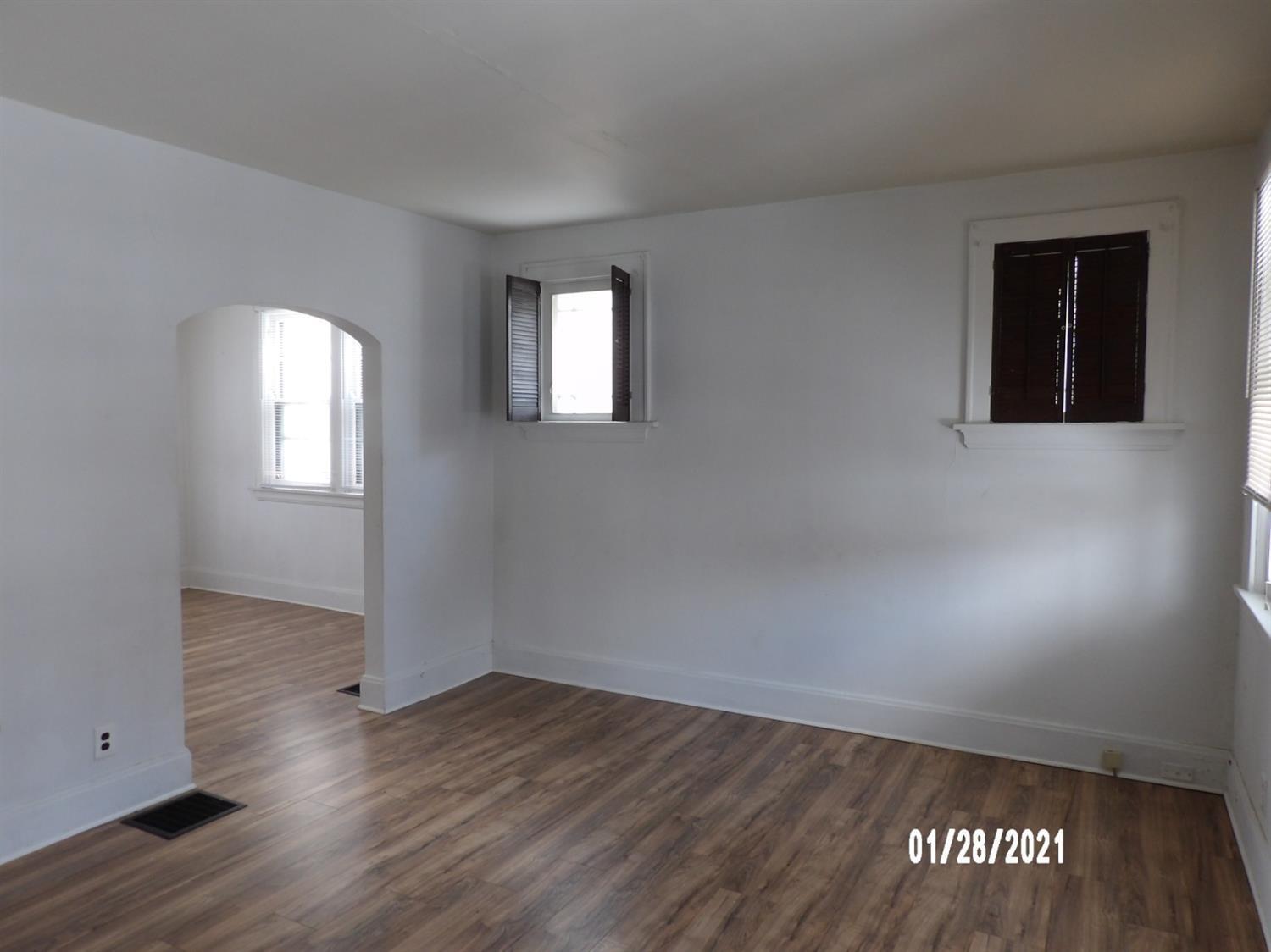 1276 Rutledge Avenue Cincinnati, OH 45205 - Photo 2 of 13